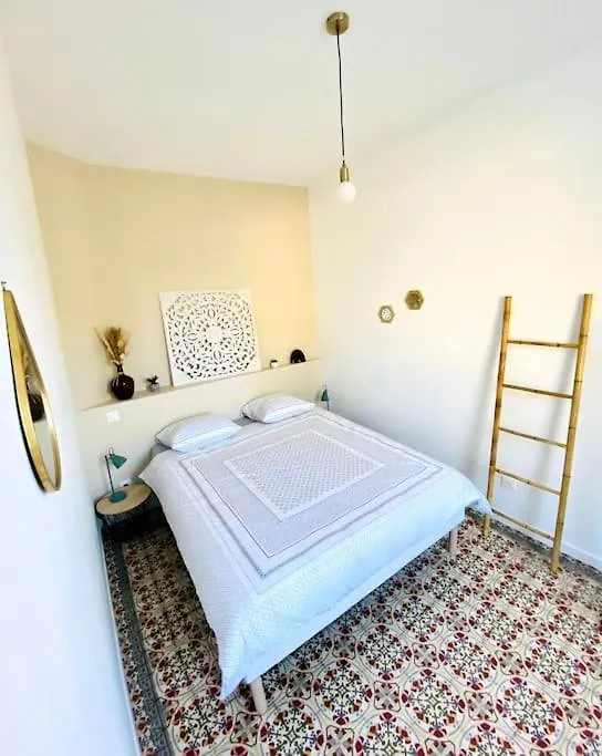 Appartement Le Tarasconnais 0*, Tarascon France